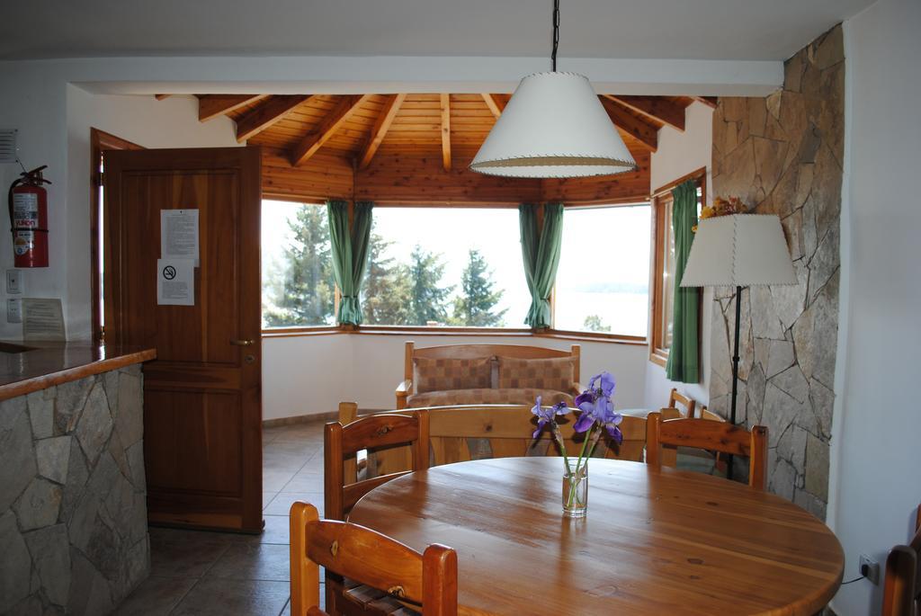 Alun Bungalows Apart San Carlos de Bariloche Rum bild