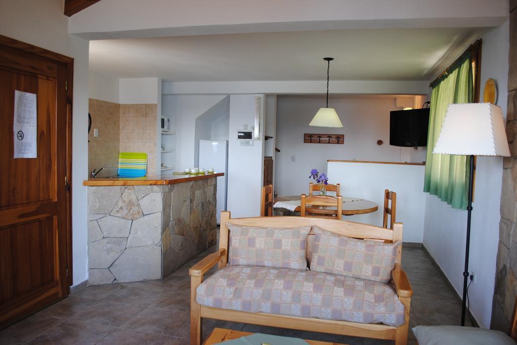 Alun Bungalows Apart San Carlos de Bariloche Rum bild